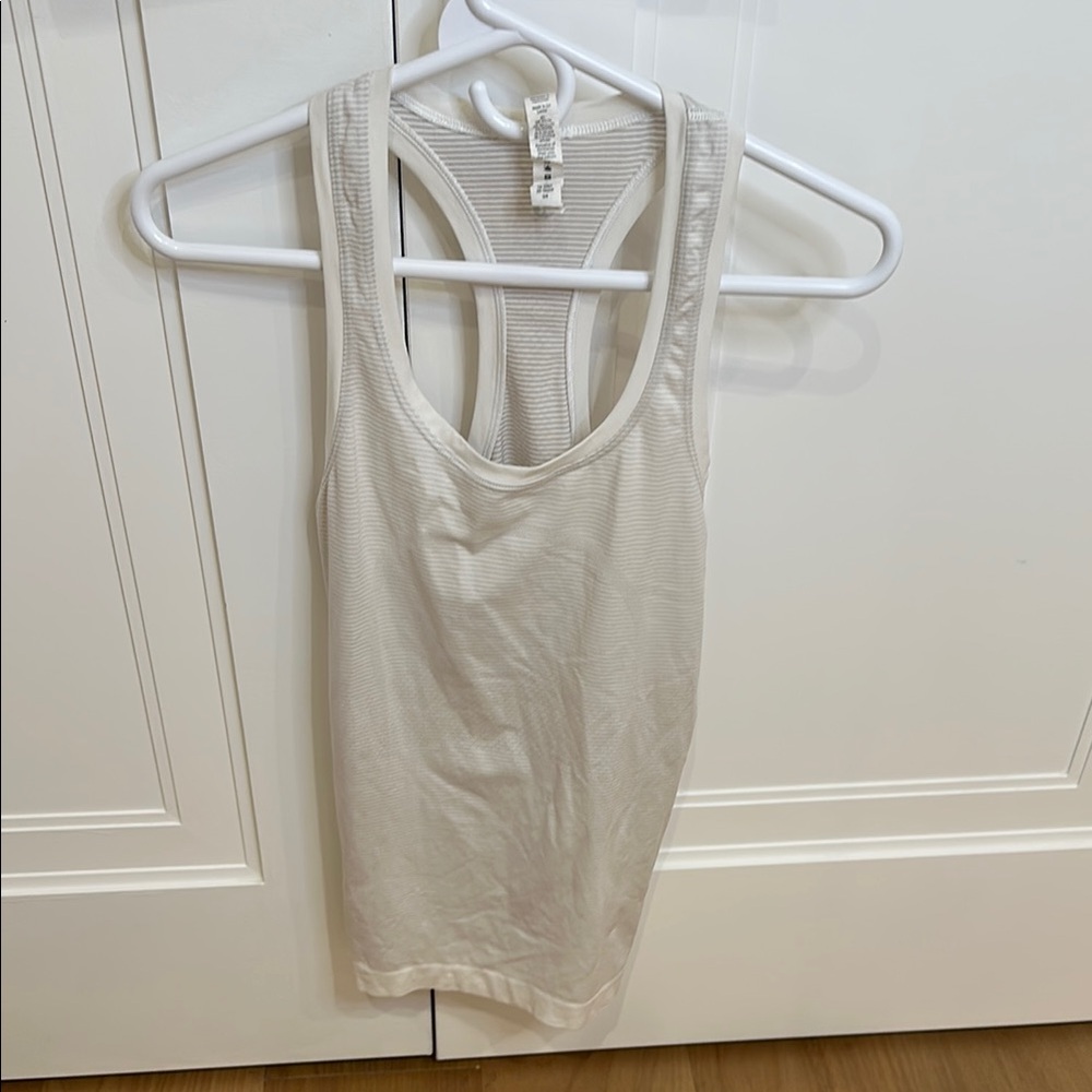 Lululemon Athletica White Fitted Sleeveless Tank Top